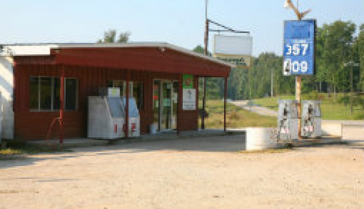 Gas prices coming down at Crossroads Store october 1 featured