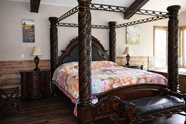 Missouri Wildflower Couples Cabin